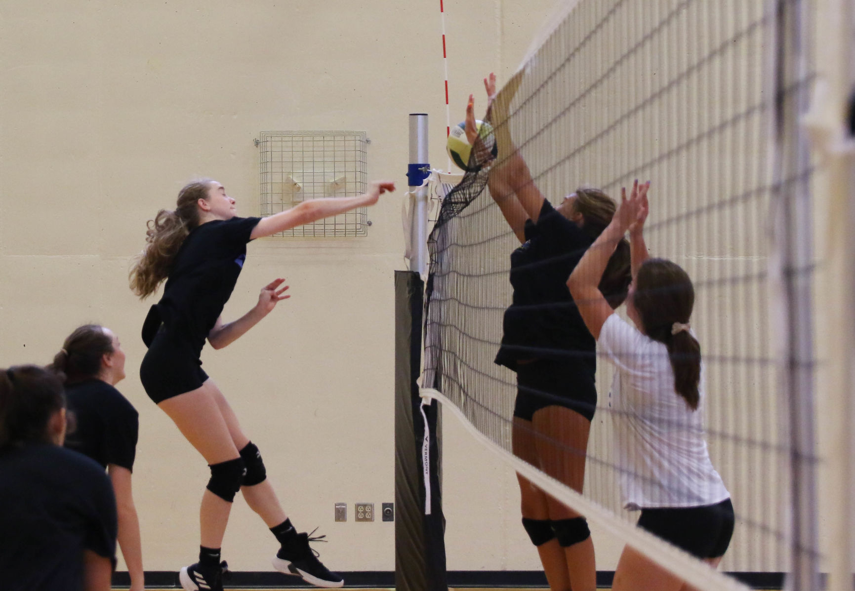 PC GMS Volleyball Camp-2.jpg